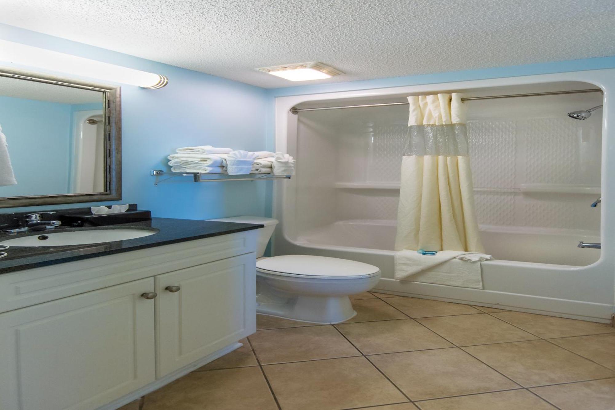Ocean View Three Bedroom Condo